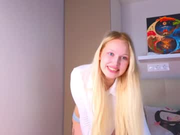 girl
        shyrubate cam image #4554764
