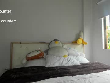 girl
        lonelly_lolly98 cam image #4020183