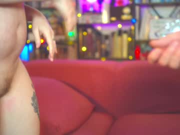 girl
        task_manager cam image #6856219