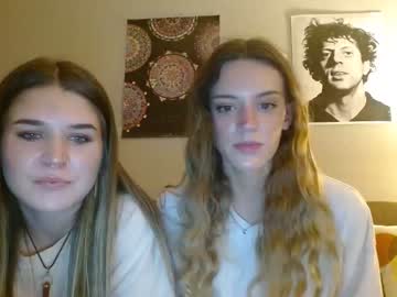 girl
        emmmafox14 cam image #1617156