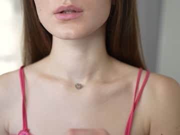 girl
        charming_luna cam image #3105241