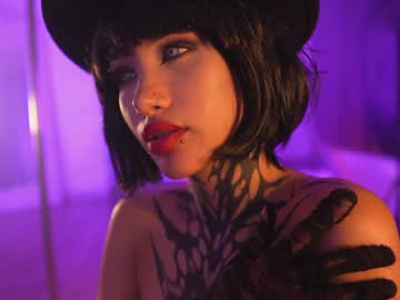 girl
        goth_dolll cam image #4818987