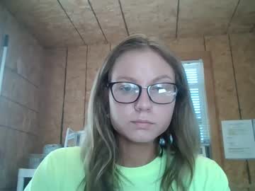 girl
        ellieozark cam image #1999133