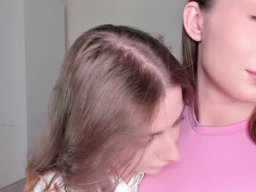 couple
        kelly_wings cam image #3391228