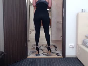 girl
        carmela_fox cam image #353109