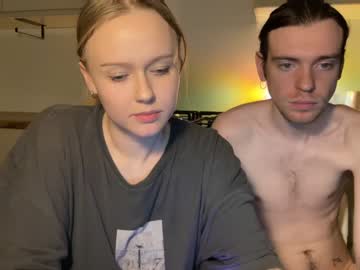 couple
        babyytonight cam image #3273787