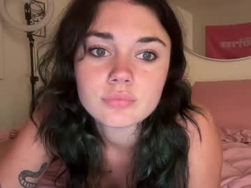 girl
        queencassidyy cam image #5107613