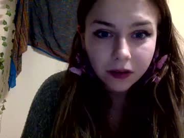 girl
        lillypadgrl cam image #2693485