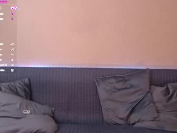 girl
        anna_bonbon cam image #6457726