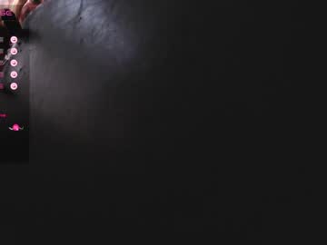 girl
        jonnynjune cam image #3558423