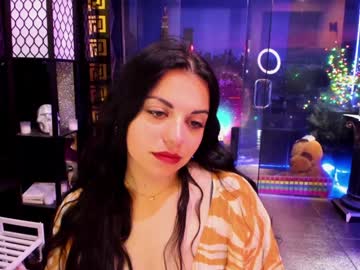 girl
        alma_pearl cam image #4411897