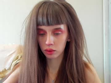 girl
        flowerofsin2001 cam image #1266530
