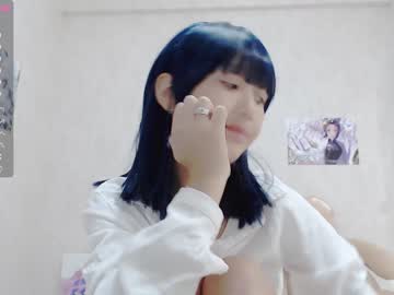 girl
        little_yena cam image #2203834