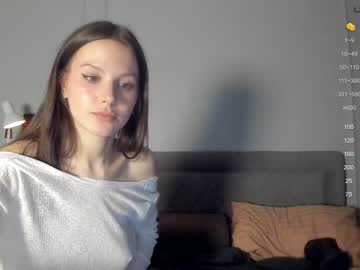 couple
        yourher0in cam image #4018873
