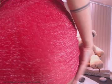 girl
        lucifera1 cam image #1602538