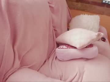 girl
        clementine__ cam image #4181443