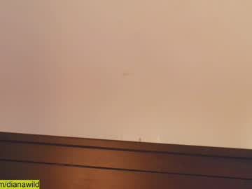 girl
        wild_schoolgirl cam image #2397883