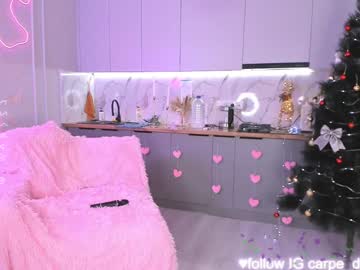 girl
        carpe_diemmm cam image #5810201