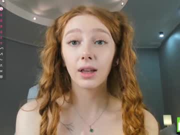 girl
        margarethowell cam image #6695877