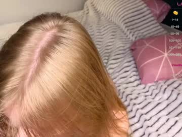 girl
        lovely_shyy cam image #5587793