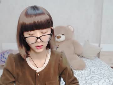 girl
        little_yena cam image #3015774