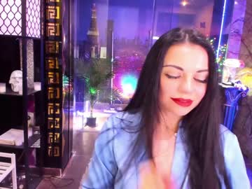 girl
        alma_pearl cam image #3234078