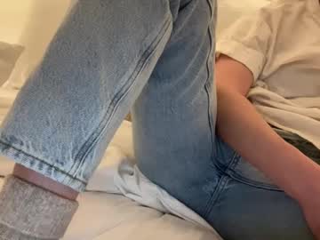 girl
        olive_nextdoor cam image #5990735
