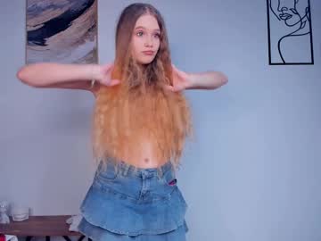 girl
        s1ren_s0ng cam image #6420759