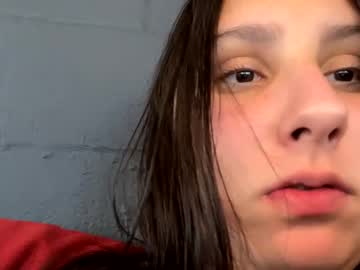 girl
        emilygirl6969 cam image #2740136