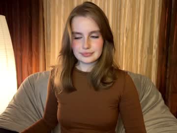 girl
        cute_siberian_girl cam image #3450265