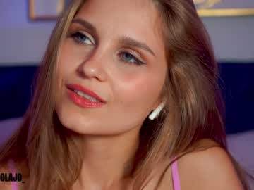 girl
        lola_jd cam image #2656419