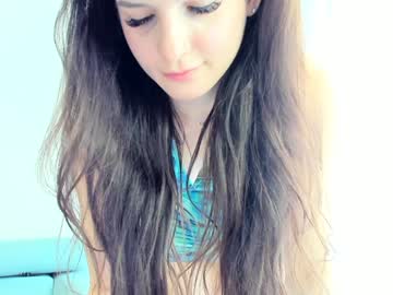 girl
        elaanna cam image #6508851