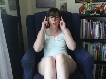 girl
        ellynaomi cam image #4686929