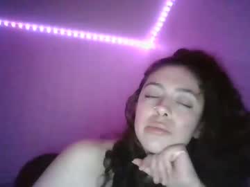 girl
        savinajade cam image #345166