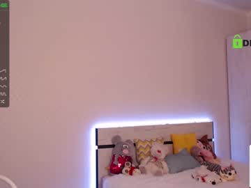 girl
        princess_lolli cam image #310086