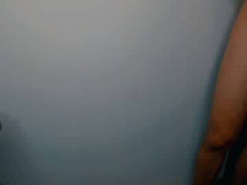 couple
        kinglikea cam image #1870152