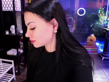 girl
        alma_pearl cam image #4124314