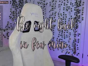 girl
        girl_your_secret_crush cam image #5034687