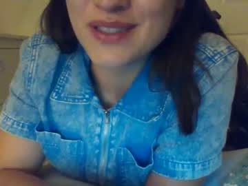 girl
        cukqueen436282 cam image #2148223