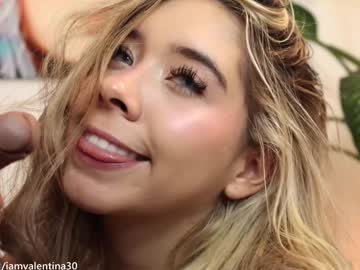 couple
        students_porn cam image #4976117