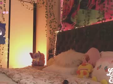 girl
        lucille_evans cam image #4120263