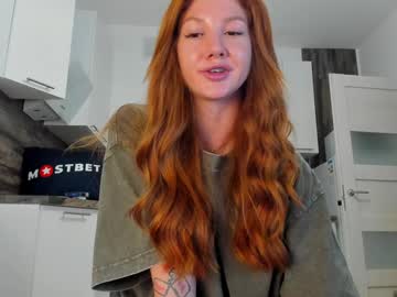 girl
        jerkoffstation cam image #5270376