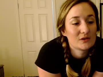 girl
        em_nextdoor cam image #920634