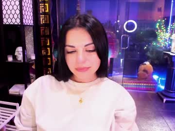 girl
        alma_pearl cam image #4246625