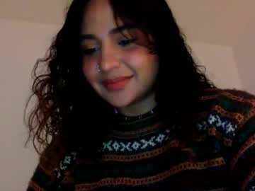 girl
        arletnoa cam image #6283986