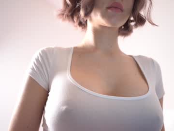 girl
        inoue__ cam image #4986231