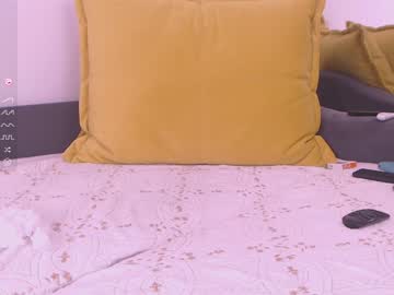 girl
        lucifera1 cam image #2277252