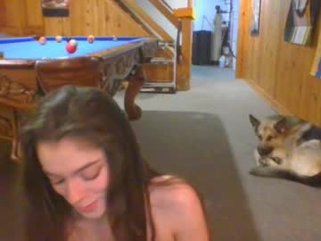 girl
        rosegold18 cam image #3327376