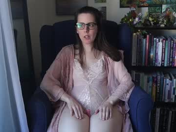 girl
        ellynaomi cam image #5944162