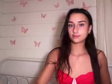 girl
        adorablair cam image #4955180